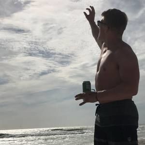 Meet your Posher, Aaron